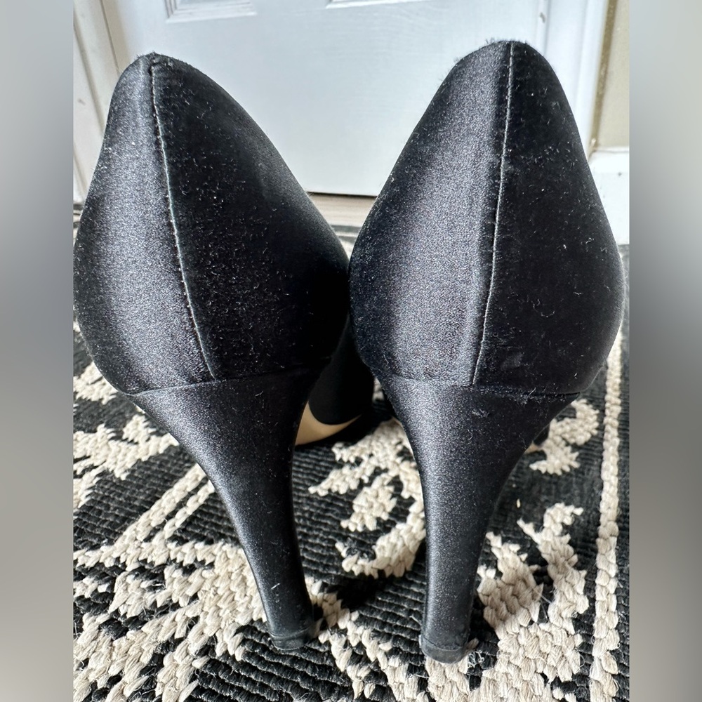 Vintage LV shoes - Picture 4 of 12